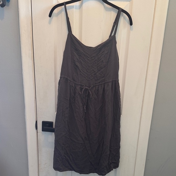 Old Navy Gray Midi Dress - Picture 1 of 5
